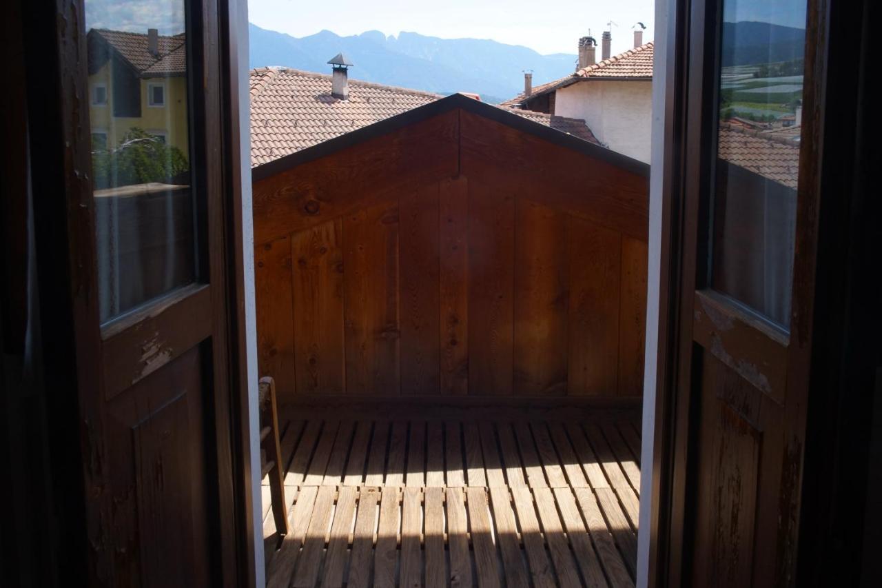 La Casa Altrui- Camere E Zona Relax Con Giardino Coredo Extérieur photo