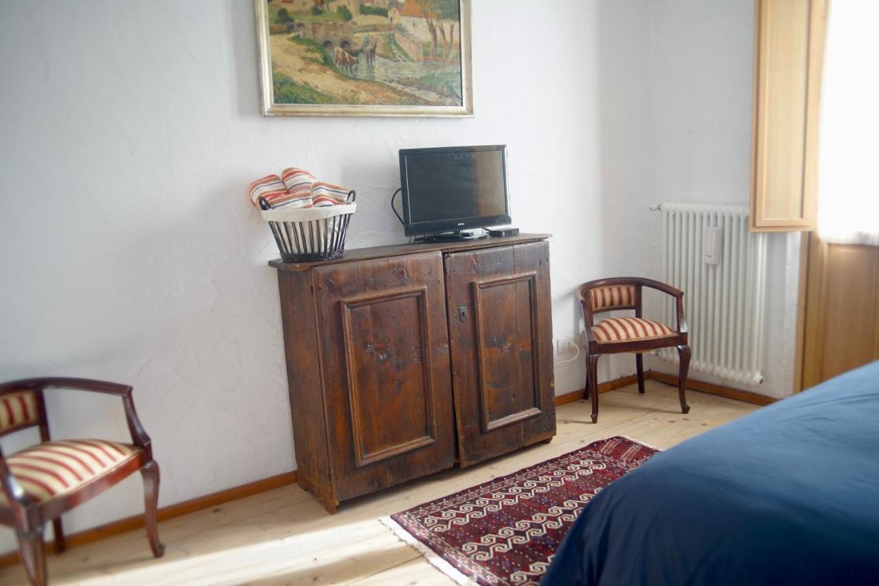 La Casa Altrui- Camere E Zona Relax Con Giardino Coredo Extérieur photo