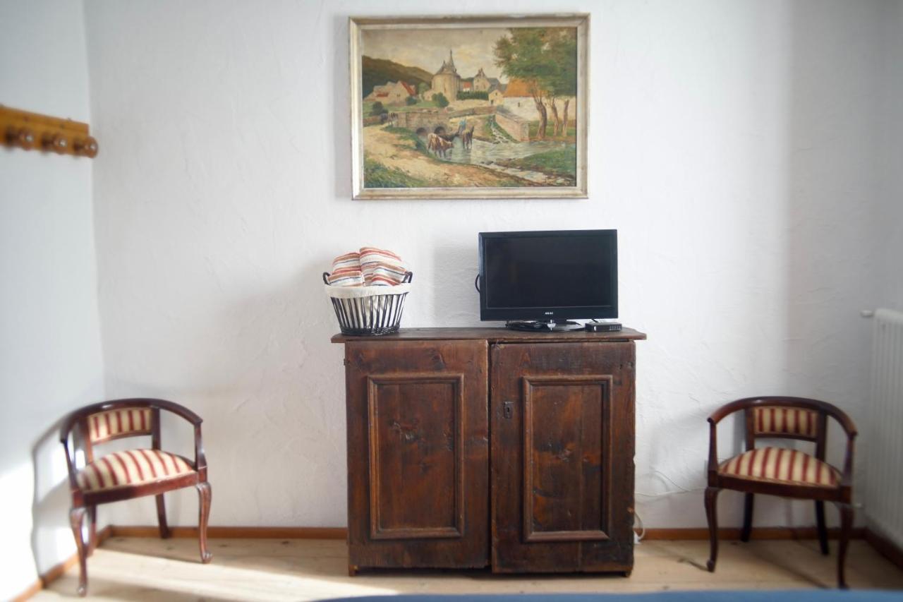 La Casa Altrui- Camere E Zona Relax Con Giardino Coredo Extérieur photo